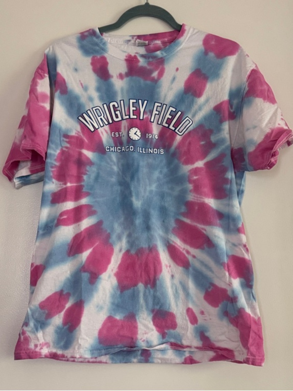 Fruit of the Loom Wrigley Field Tie-Dye T-Shirt in Pink and Blue